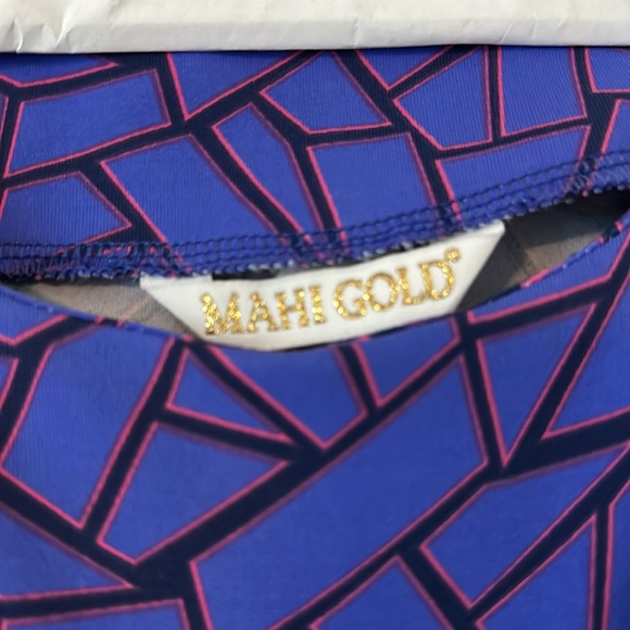 Mahi Gold women’s dress - Picture 4 of 4